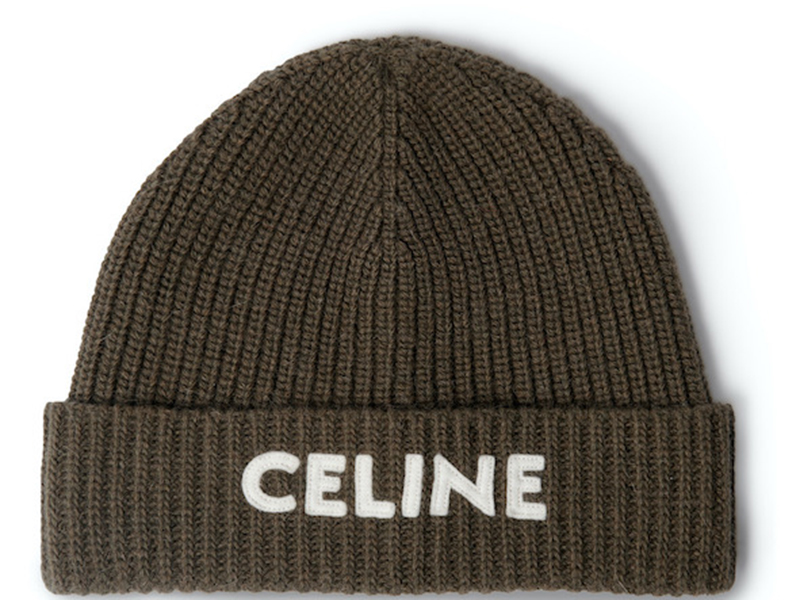 جدد شبابك مع كبسولة Celine  الحصرية على موقع MR PORTER
